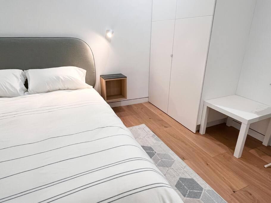 New Beautiful Modern One Bedroom Apt In Brooklyn At Rem-Casa Нью-Йорк Экстерьер фото